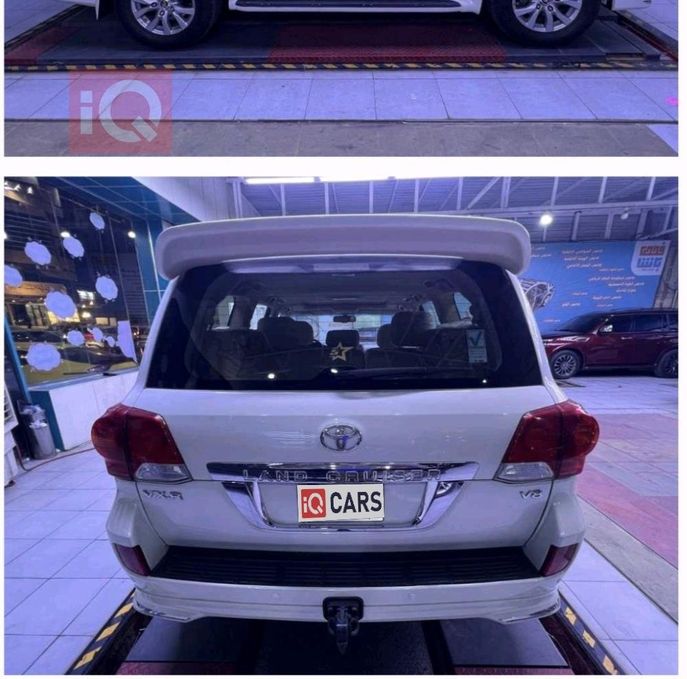 تويوتا لاندكروزر